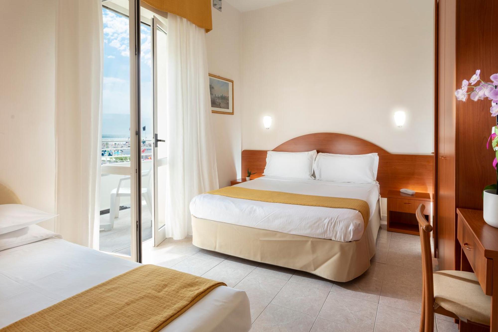 Hotel Vela D'Oro ริมินี ภายนอก รูปภาพ