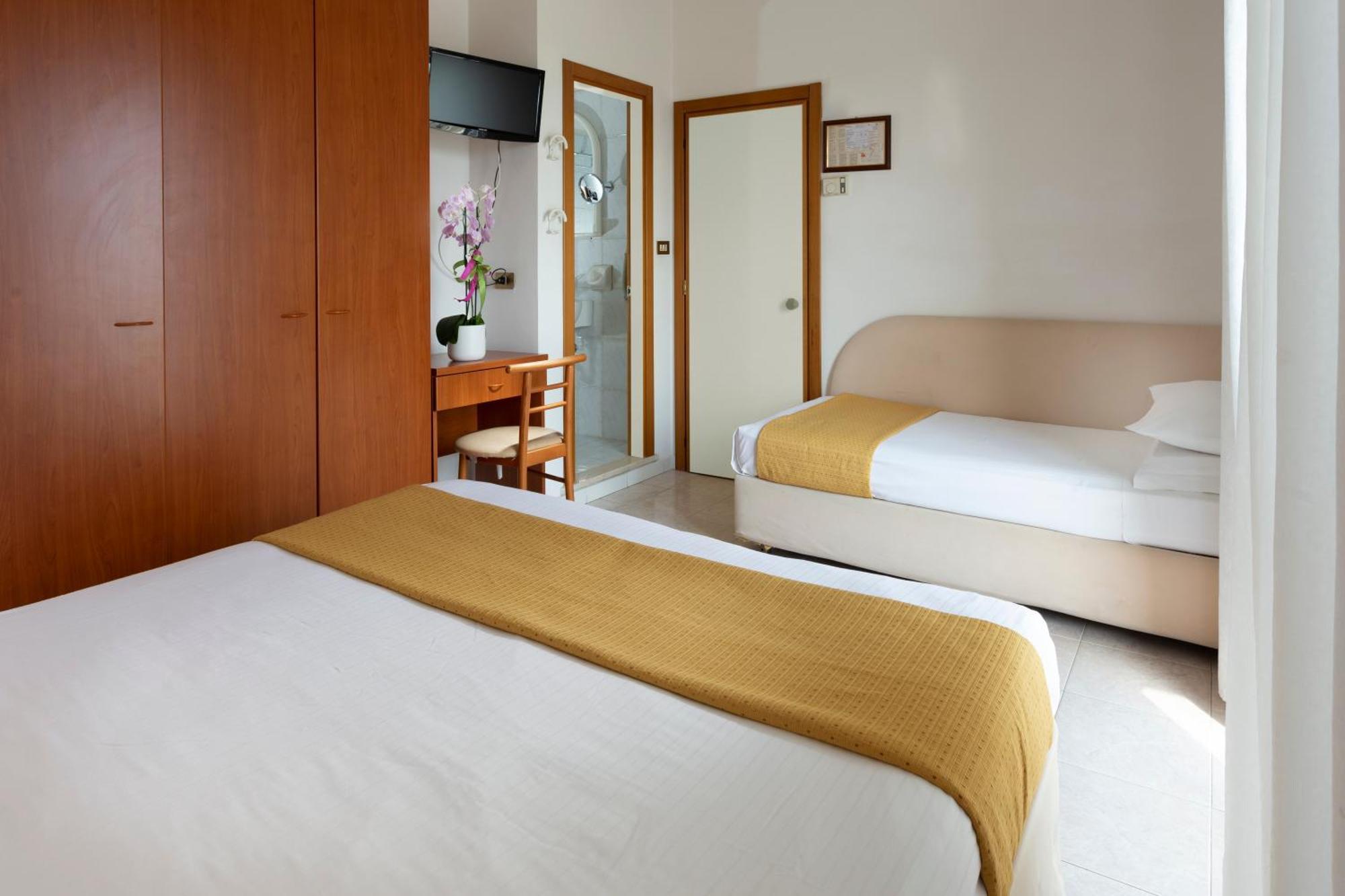 Hotel Vela D'Oro ริมินี ภายนอก รูปภาพ