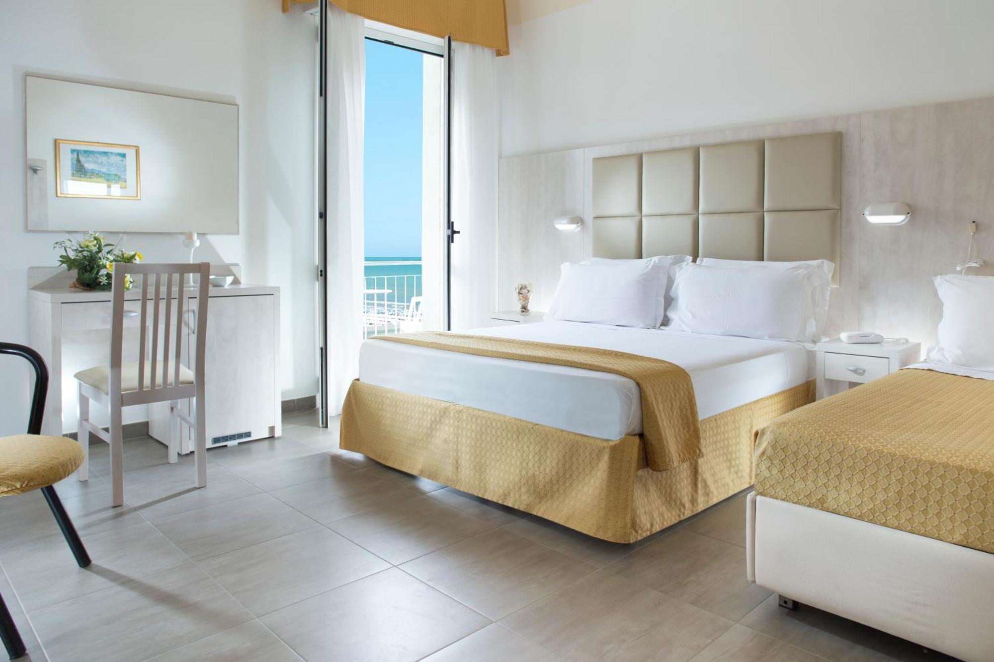Hotel Vela D'Oro ริมินี ภายนอก รูปภาพ